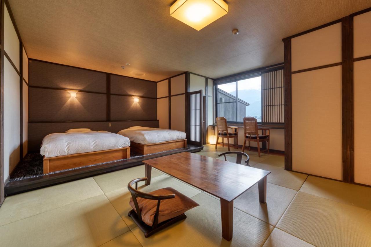 Yufuin Onsen Toshoan Hotell Exteriör bild